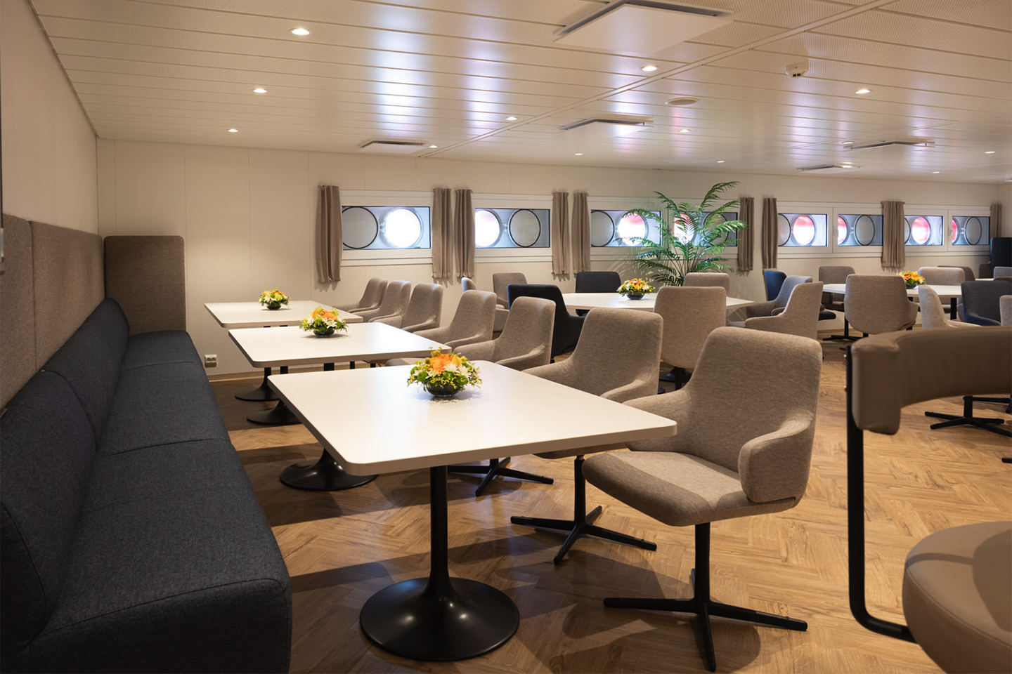 Stressless Dining chairs on board Nordwind Gale