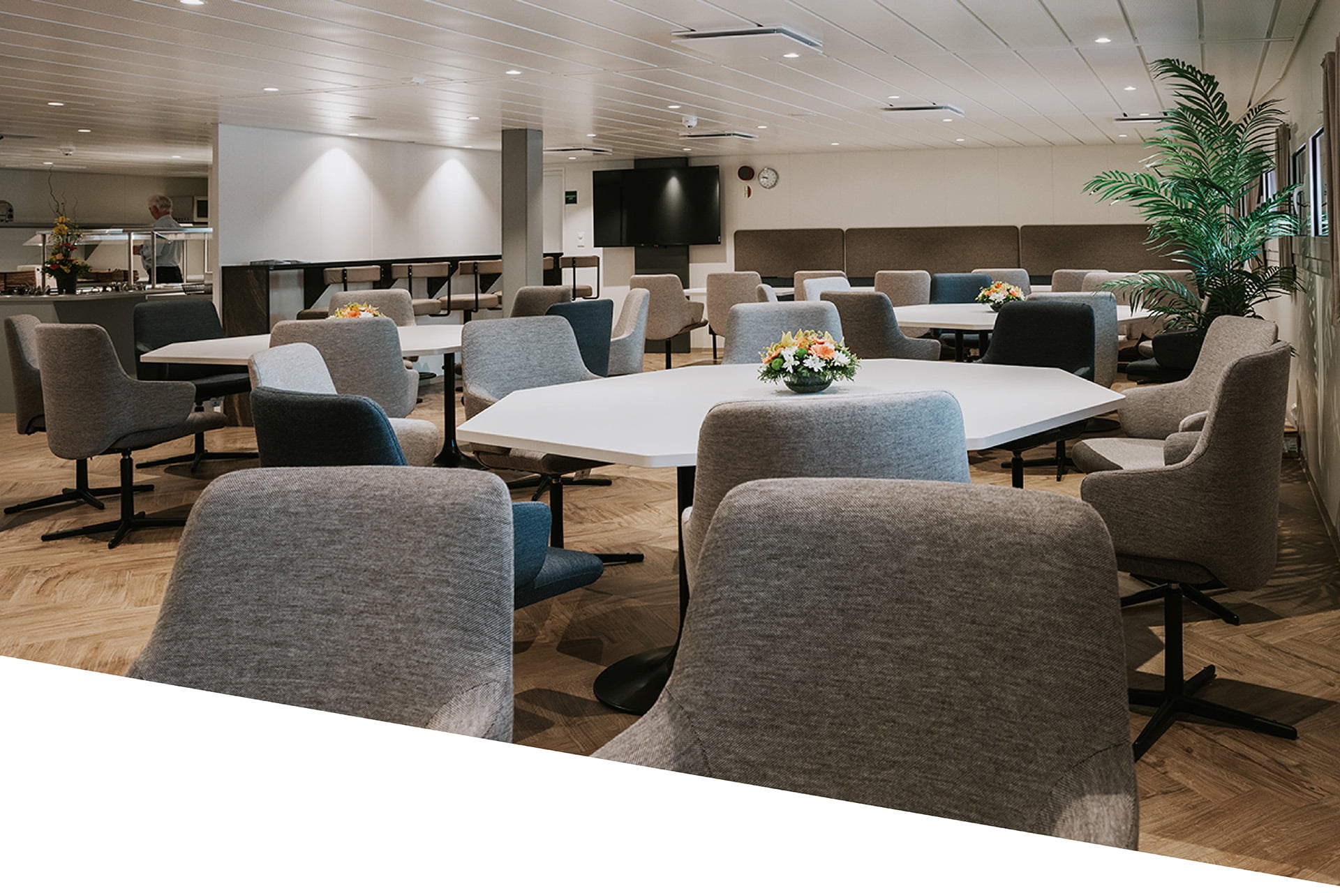 Stressless dining chairs with 3D knitted cover